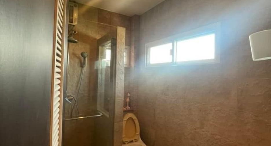 For sale 3 bedrooms house in Bueng Kum, Bangkok