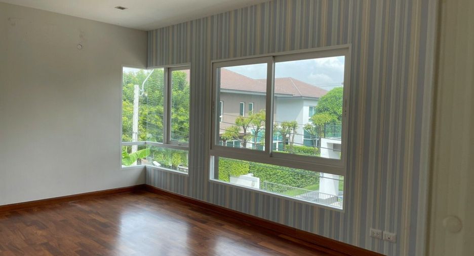 For sale 4 bedrooms house in Bang Phli, Samut Prakan