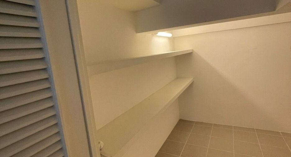 For sale 4 bedrooms house in Bang Phli, Samut Prakan