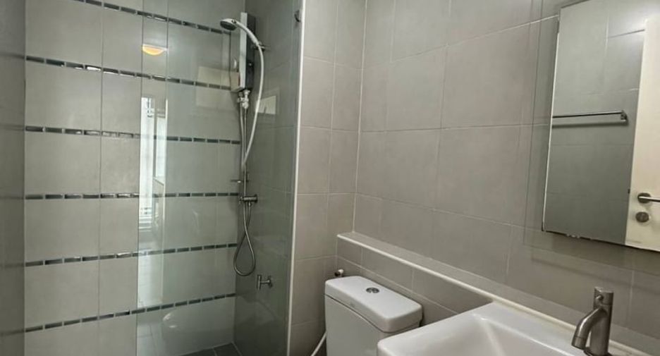 For sale 1 bed condo in Mueang Chon Buri, Chonburi