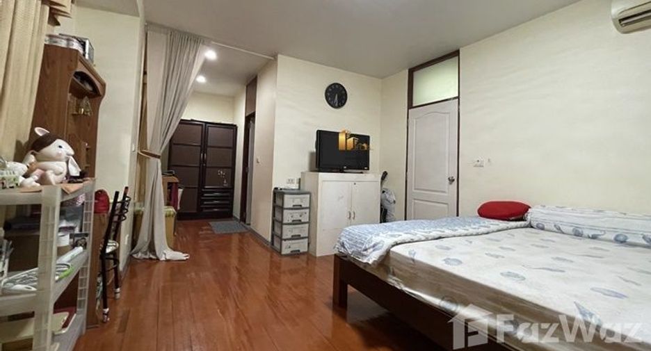 ขาย 4 ห้องนอน บ้านเดี่ยว ใน เมืองปทุมธานี, ปทุมธานี