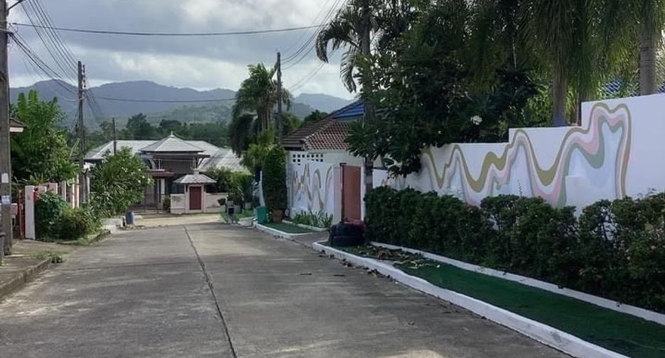 For sale and for rent 4 bedrooms house in Thalang, Phuket
