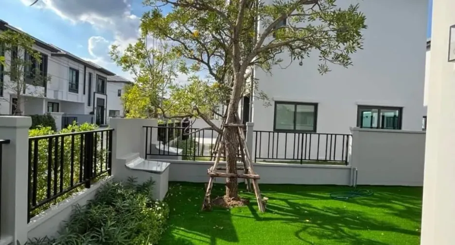 For sale and for rent 3 bedrooms house in Bang Phli, Samut Prakan