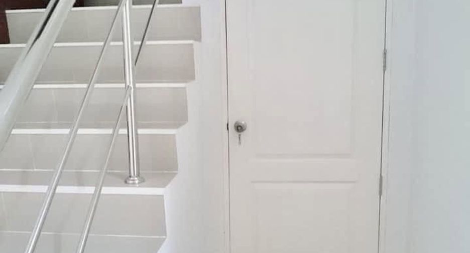 For sale 2 bedrooms townhouse in Mueang Kalasin, Kalasin