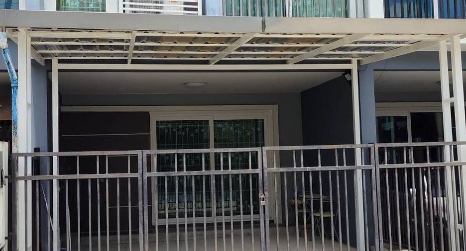 For rent 3 bedrooms townhouse in Thalang, Phuket