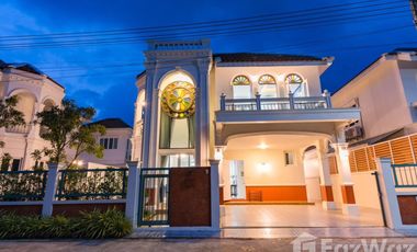 出租 4 卧室 独立屋 在 Phuket Town, 普吉