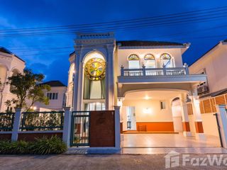 À louer 4 chambres maison à Mueang Phuket, Phuket