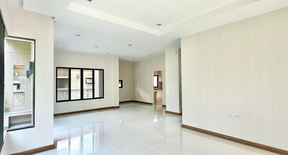 Casa en venta de 3 habitaciones en Bang Khen, Bangkok