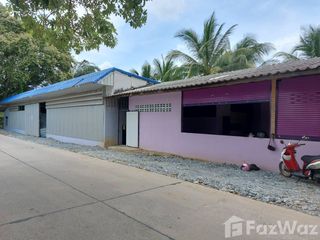 À louer studio maison à Krathum Baen, Samut Sakhon