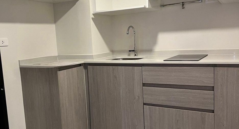For sale 1 bed condo in Khan Na Yao, Bangkok