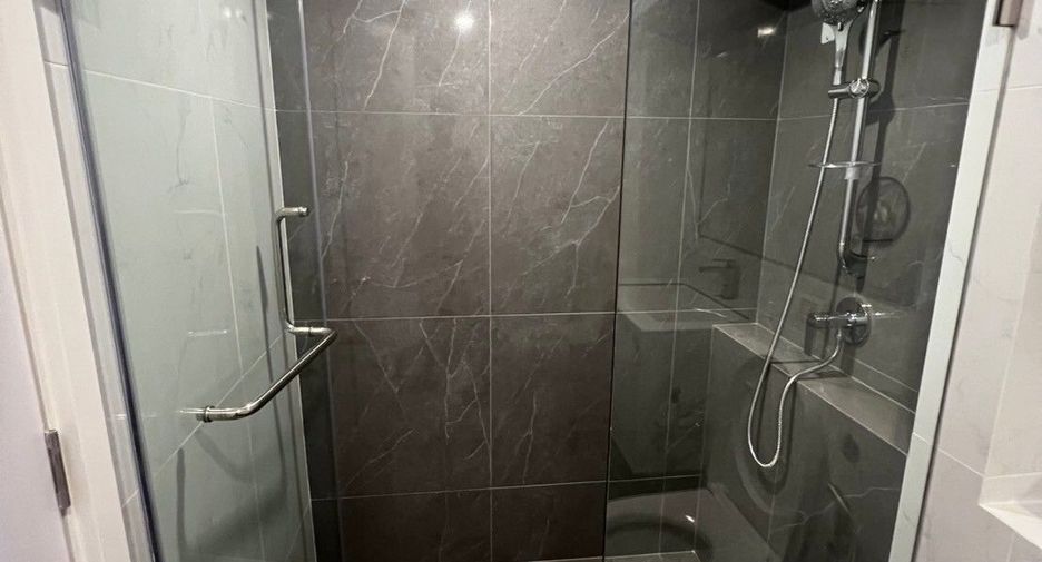 For sale 1 bed condo in Khan Na Yao, Bangkok