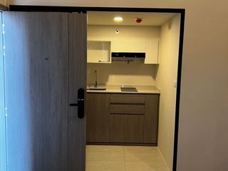 For sale 1 bed condo in Khan Na Yao, Bangkok