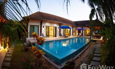 Villa en alquiler de 3 habitaciones en Mueang Phuket, Phuket