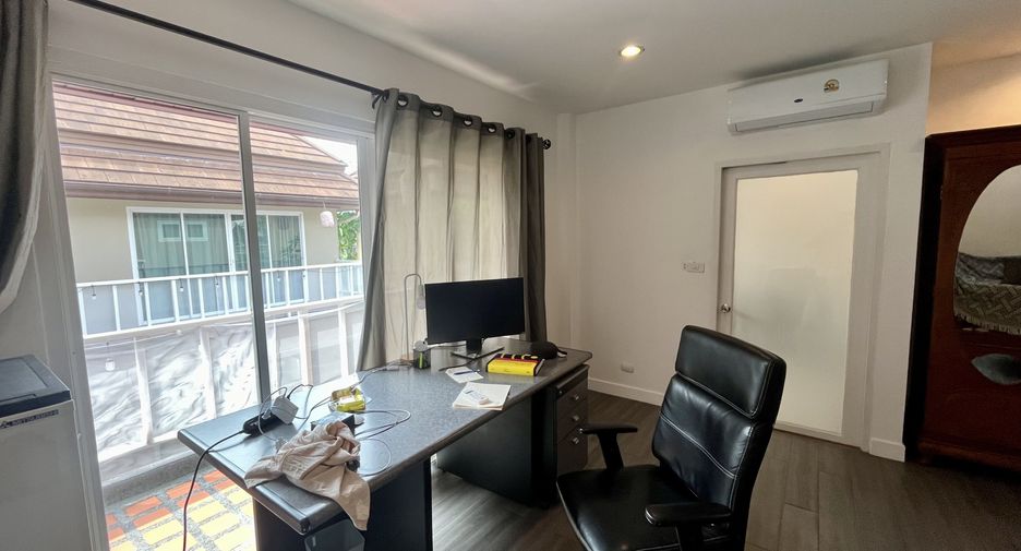 For sale 3 bedrooms villa in Mueang Phuket, Phuket