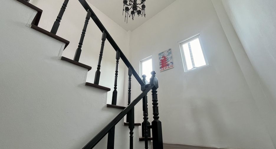 For sale 3 bedrooms villa in Mueang Phuket, Phuket