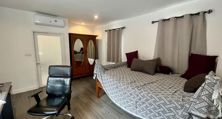 For sale 3 bedrooms villa in Mueang Phuket, Phuket