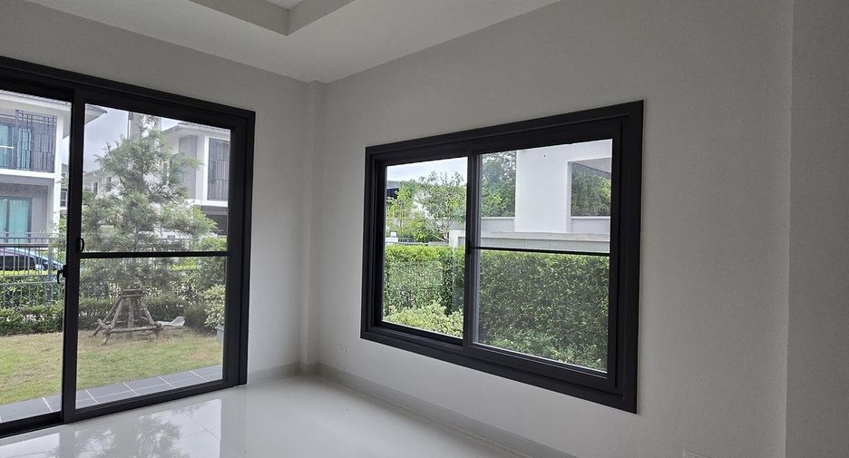 For sale 4 bedrooms house in Mueang Phuket, Phuket