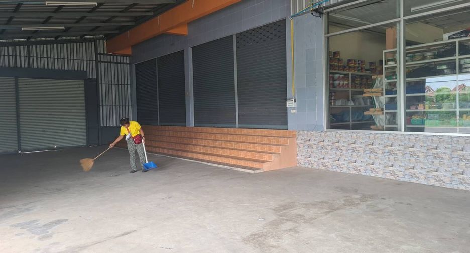 For rent retail Space in Mueang Nakhon Nayok, Nakhon Nayok