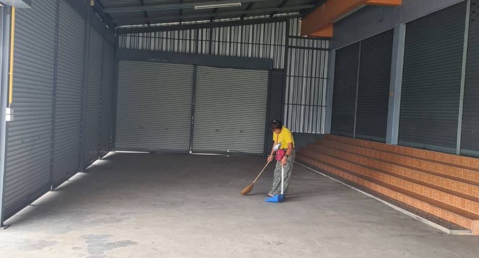For rent retail Space in Mueang Nakhon Nayok, Nakhon Nayok