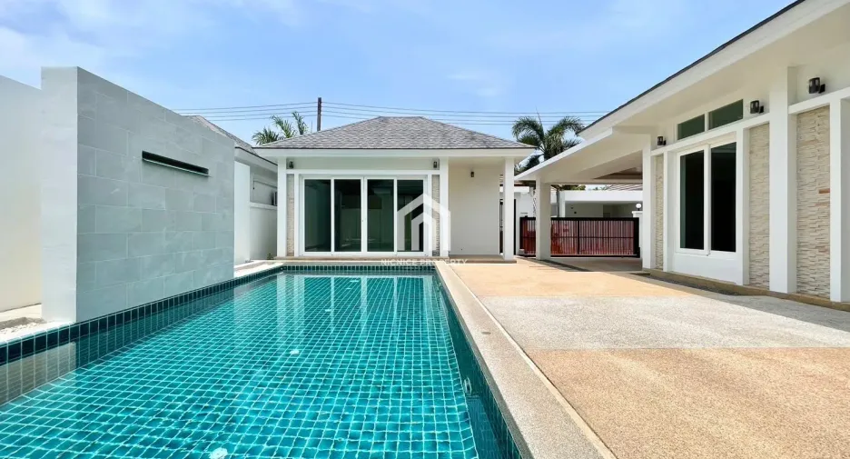 For sale 3 bedrooms house in Mueang Phuket, Phuket