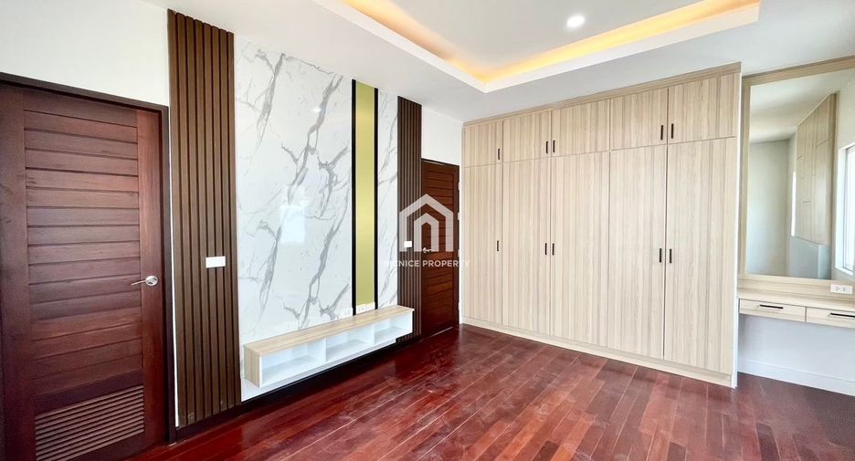 For sale 3 bedrooms house in Mueang Phuket, Phuket