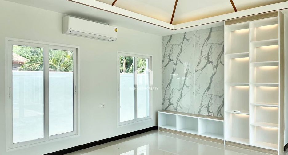 For sale 3 bedrooms house in Mueang Phuket, Phuket