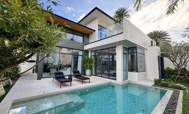 For sale 4 bedrooms villa in Mueang Phuket, Phuket