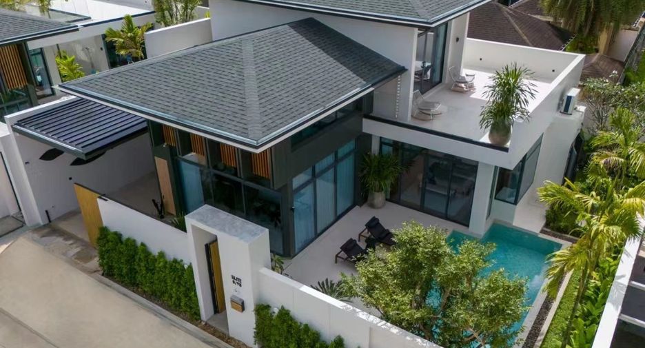 For sale 4 bedrooms villa in Mueang Phuket, Phuket