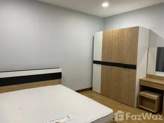 For sale 3 bedrooms townhouse in Bang Kapi, Bangkok