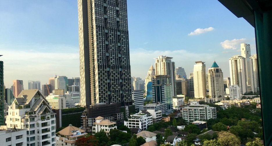 For sale 1 bed condo in Sathon, Bangkok