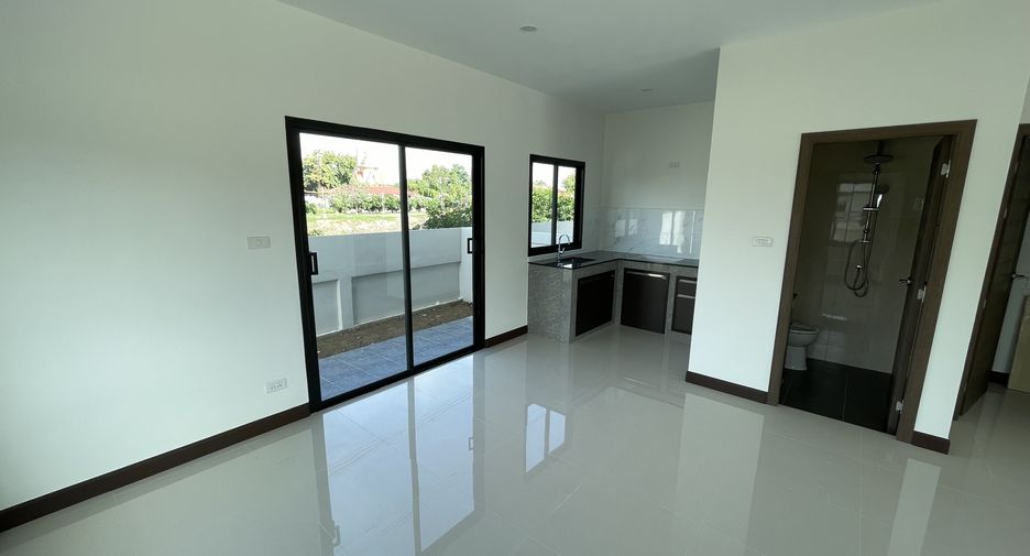 For sale 3 bedrooms house in Mueang Phitsanulok, Phitsanulok