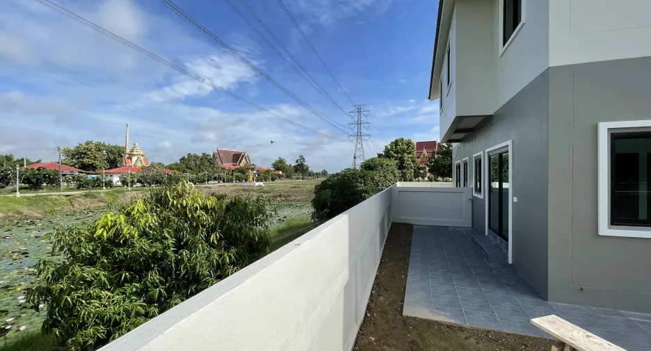 For sale 3 bedrooms house in Mueang Phitsanulok, Phitsanulok