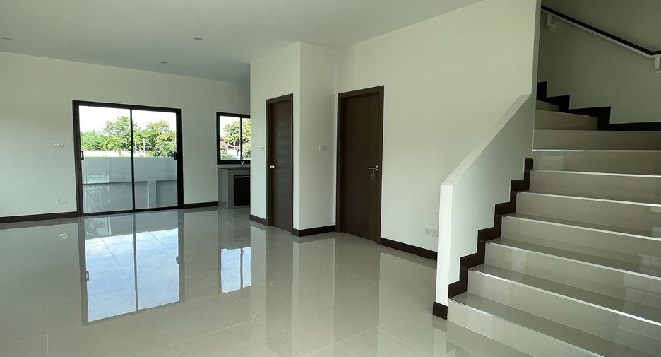 For sale 3 bedrooms house in Mueang Phitsanulok, Phitsanulok