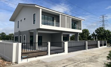 For sale 3 bedrooms house in Mueang Phitsanulok, Phitsanulok