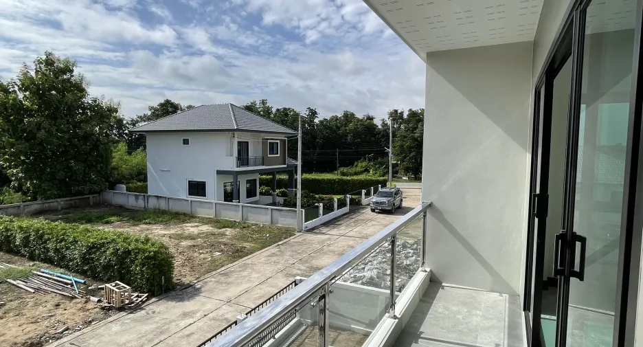 For sale 3 bedrooms house in Mueang Phitsanulok, Phitsanulok