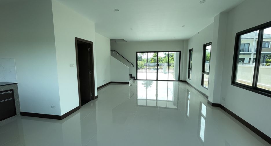 For sale 3 bedrooms house in Mueang Phitsanulok, Phitsanulok
