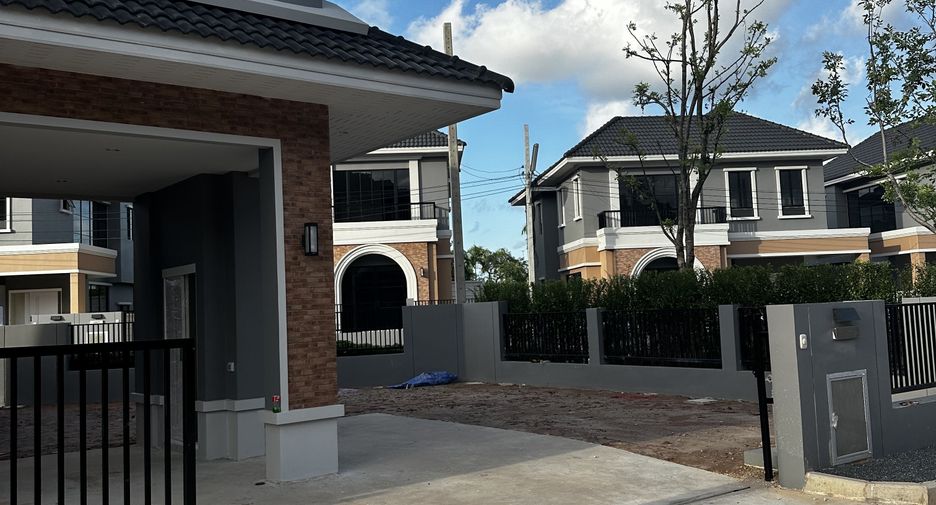 Villa en venta de 4 habitaciones en Mueang Phuket, Phuket