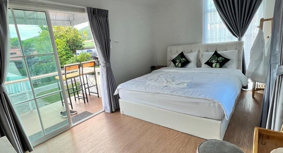 For sale 4 bedrooms hotel in Pai, Mae Hong Son