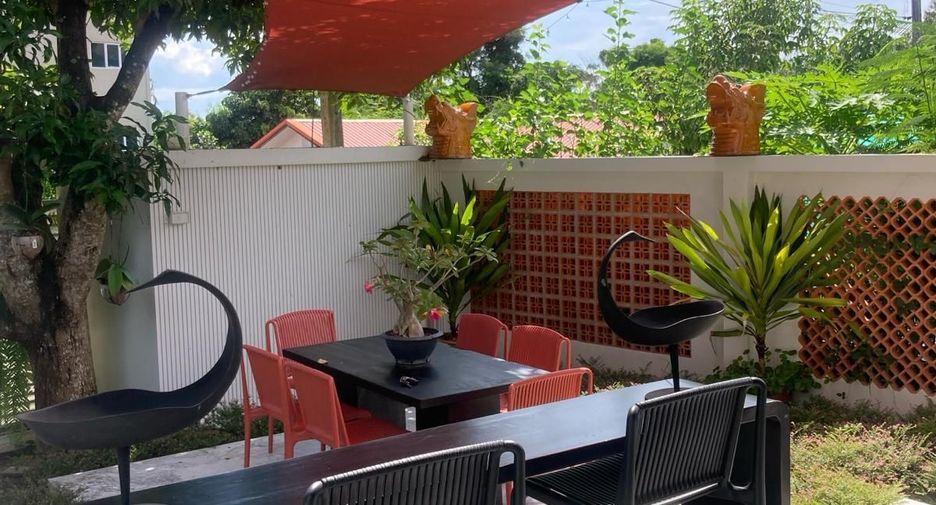 For sale 2 bedrooms villa in Mueang Phuket, Phuket