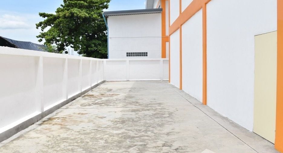 For rent 2 bedrooms house in Krathum Baen, Samut Sakhon