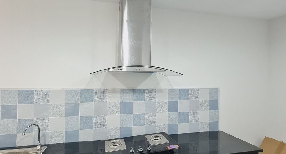 For sale 3 bedrooms townhouse in Bang Khun Thian, Bangkok