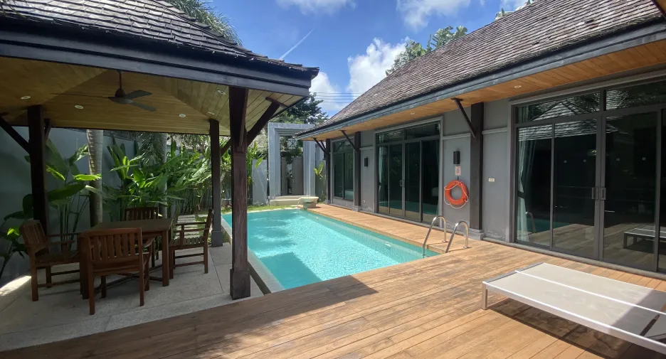 À louer 3 chambres villa à Mueang Phuket, Phuket