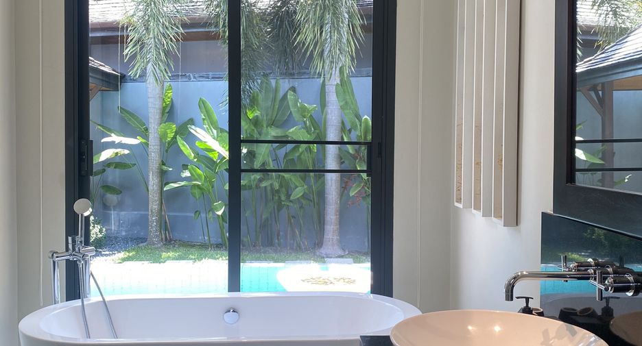 À louer 3 chambres villa à Mueang Phuket, Phuket