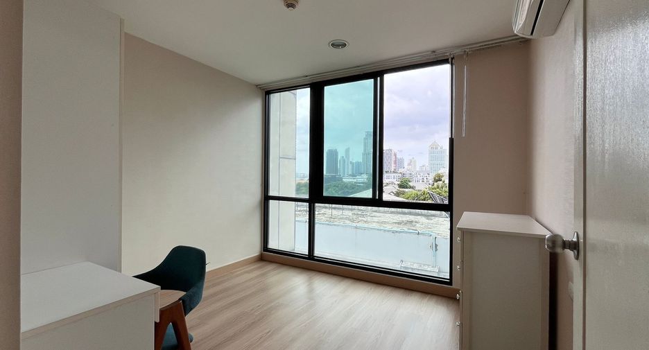 For sale 2 bedrooms condo in Watthana, Bangkok
