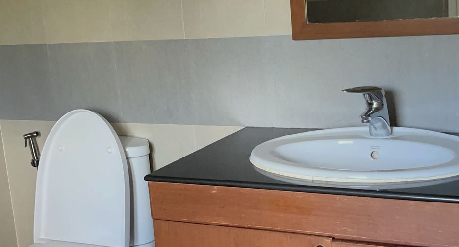 For rent 2 bedrooms condo in Kathu, Phuket