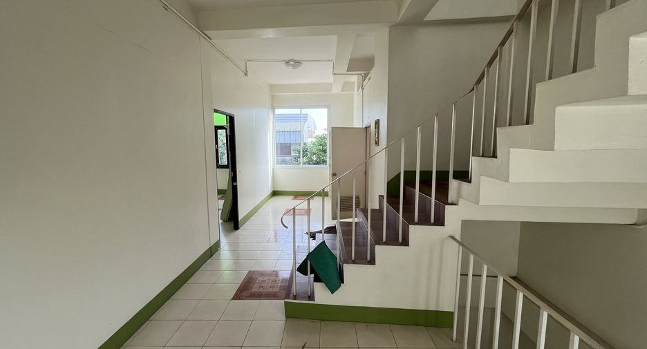 出售 和 出租 11 卧室 商业空间 在 Mueang Rayong, Rayong