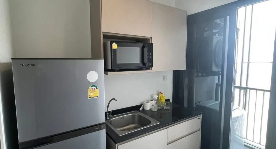 For rent studio condo in Mueang Nonthaburi, Nonthaburi