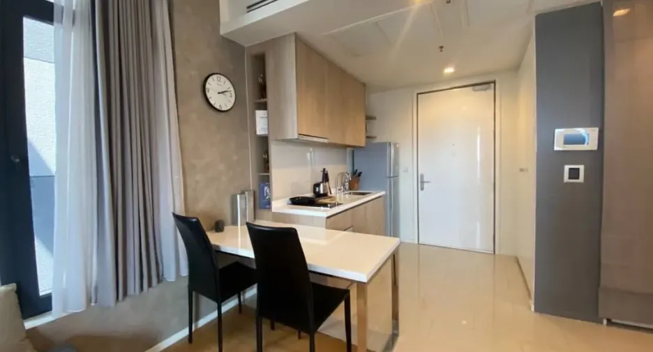 À vendre et à louer 1 chambre condo à Watthana, Bangkok