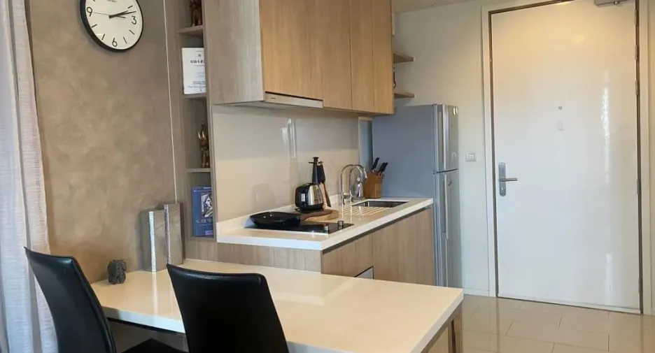 À vendre et à louer 1 chambre condo à Watthana, Bangkok