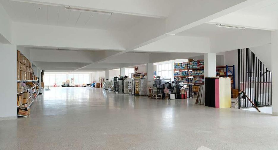 出售 5 卧室 独立屋 在 Mueang Surin, Surin